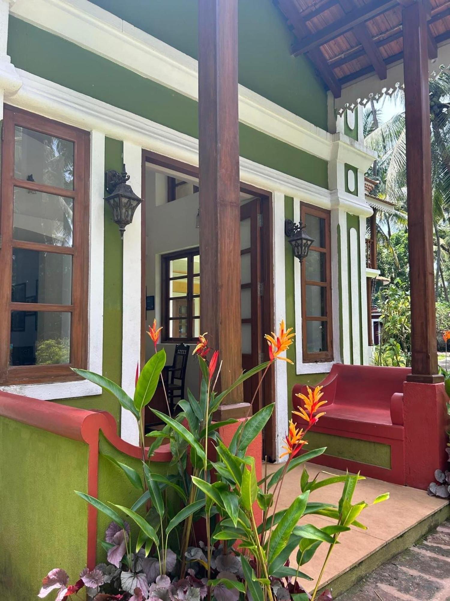 Bed and Breakfast The Amrit Goa Candolim Exterior foto