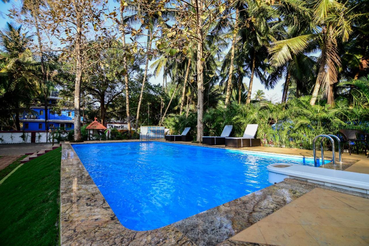 Bed and Breakfast The Amrit Goa Candolim Exterior foto